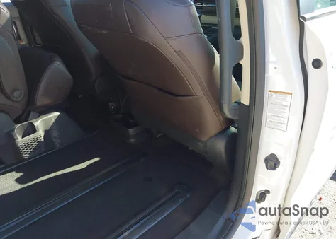 2021 Toyota Sienna Platinum z USA, uszkodzony, nr VIN 5TDESKFC5MS028618